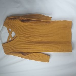 No Comment Gold Sweater Size: L